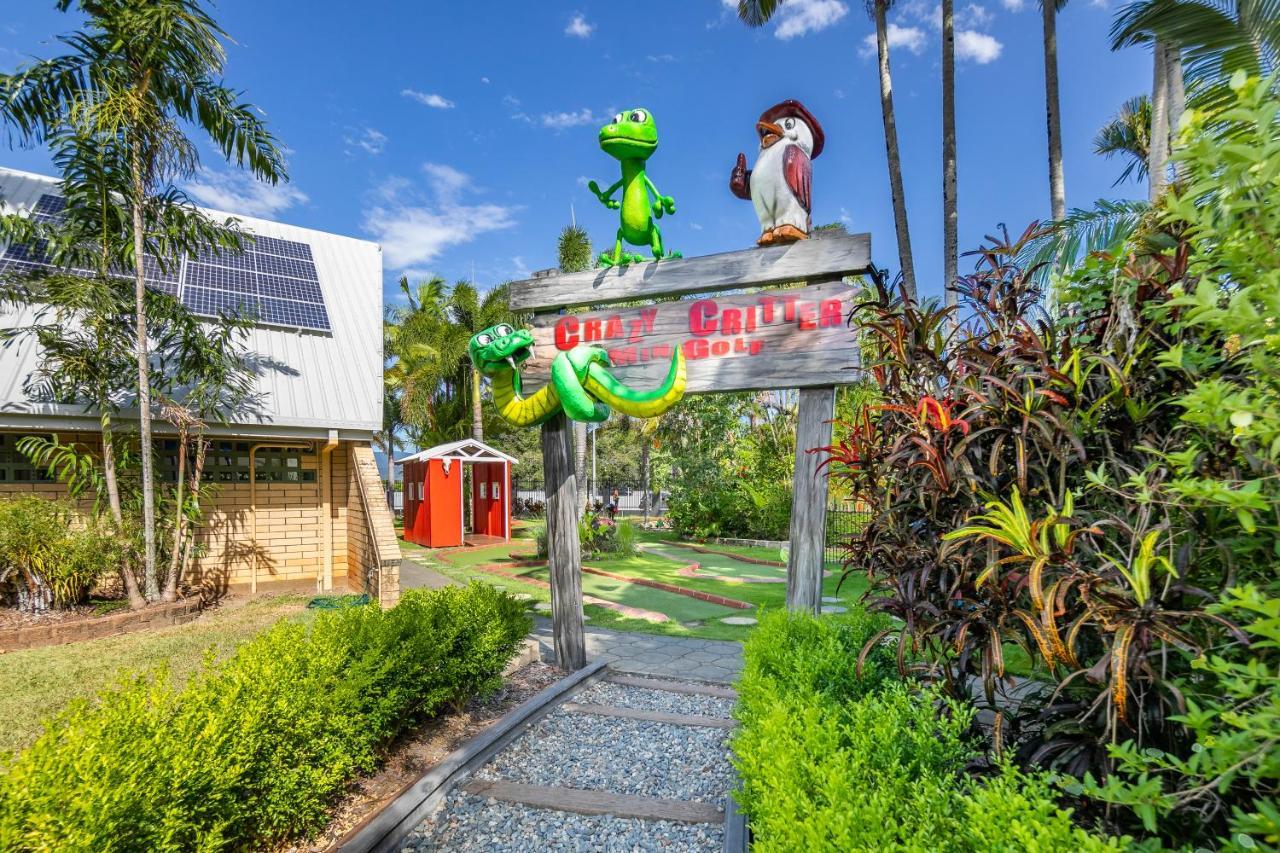 Ingenia Holidays Cairns Coconut Exteriör bild Entrance to the Village